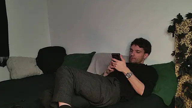 JackDesFeux online show from December 3, 8:29 pm