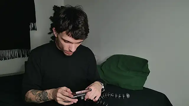 JackDesFeux online show from February 10, 11:14 am