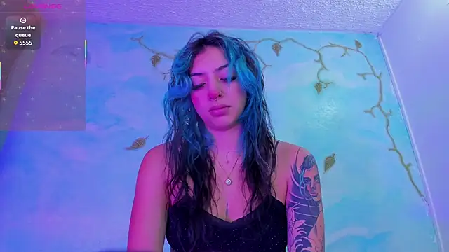 SaturnooStonee online show from November 5, 6:57 am