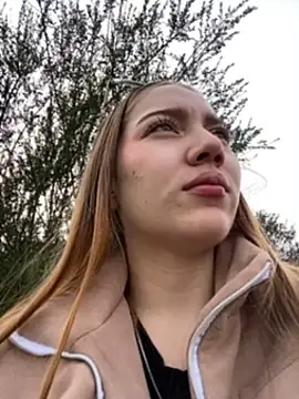 Snapshot of melody-dy chatting on March 13, 9:16 pm melody-dy online show from March 13, 9:16 pm