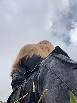 Snapshot of melody-dy chatting on September 17, 9:27 pm melody-dy online show from September 17, 9:27 pm