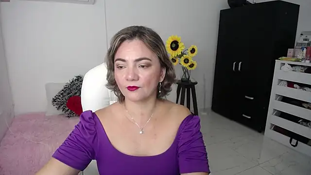 ana milf online show from February 21, 11:22 am