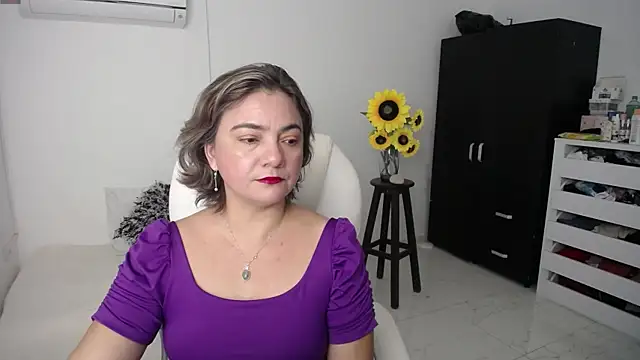 ana milf online show from March 7, 12:01 pm