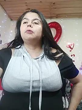 celestehot707rs online show from April 24, 12:24 am