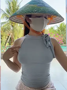 BabyThree  online show from March 11, 8:09 am