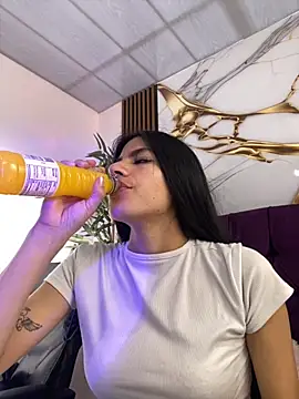 liss hot  online show from November 27, 8:22 pm