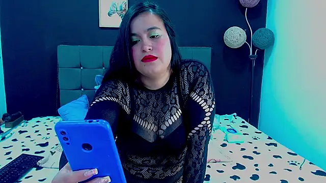 Snapshot of mia_xx1 chatting on October 12, 4:33 am mia xx1 online show from October 12, 4:33 am