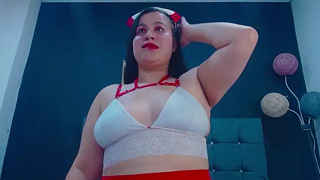 Snapshot of mia_xx1 chatting on October 31, 2:56 am mia xx1 online show from October 31, 2:56 am