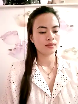 Snapshot of NgocQuyen2K chatting on March 23, 8:04 am NgocQuyen2K online show from March 23, 8:04 am