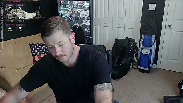 chillinthemosttt online show from March 7, 8:33 pm