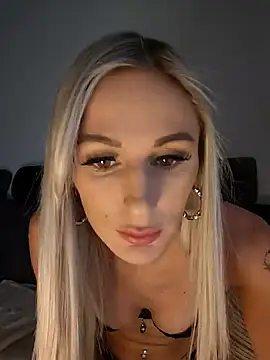 Liana Lou online show from December 14, 12:55 pm