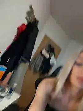 Liana Lou online show from January 4, 2:56 pm