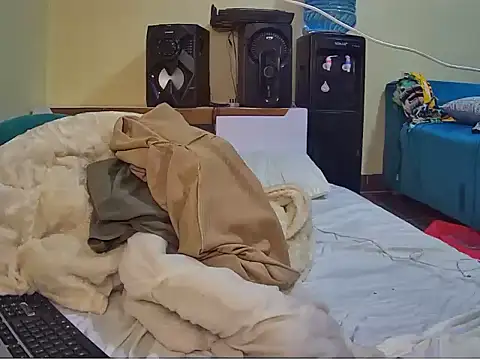 Chavvy 10 online show from December 21, 11:23 pm