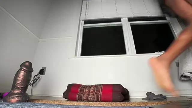 Theonlydreamybull online show from April 21, 4:08 am