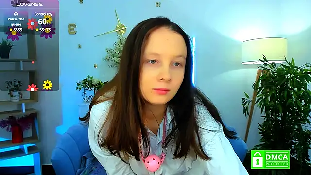 Snapshot of Ketrin_n_ chatting on February 28, 6:21 am Ketrin n  online show from February 28, 6:21 am