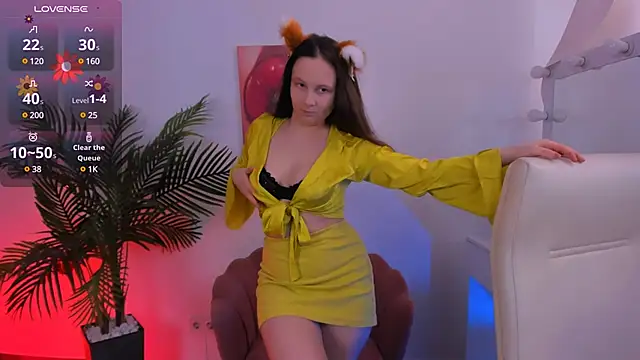 Snapshot of Ketrin_n_ chatting on March 8, 6:21 am Ketrin n  online show from March 8, 6:21 am