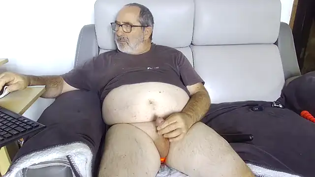 gillou1234 online show from September 16, 9:21 am