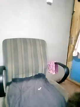 199Gif online show from April 22, 10:33 pm