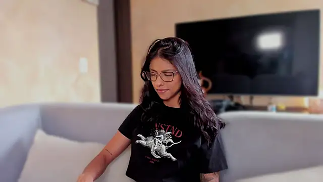 mariana lopez1 online show from September 18, 8:33 pm