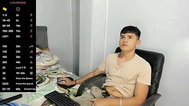 Jacobb Lee online show from February 12, 10:04 pm