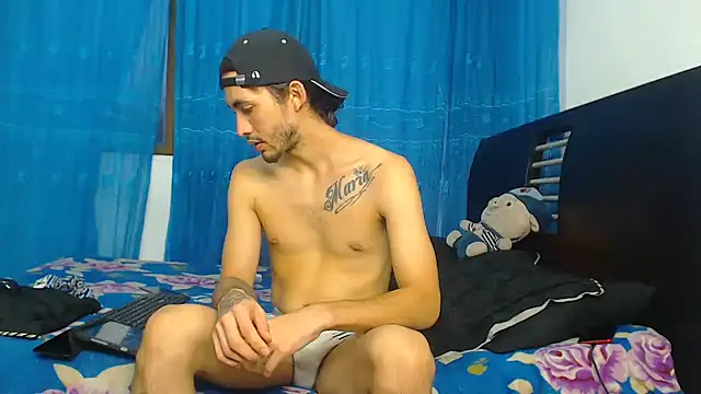 Hot Sharks  online show from October 27, 10:52 am