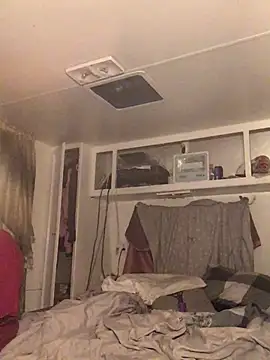 allissonw13 online show from February 10, 1:35 am