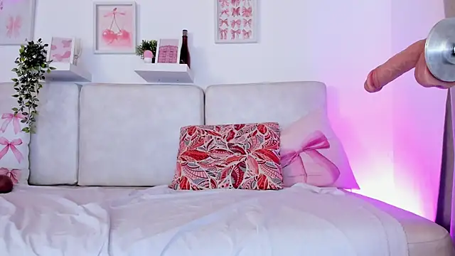 Malka Burning online show from September 15, 8:09 pm