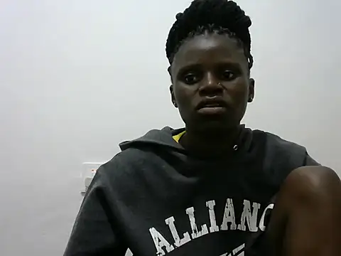Snapshot of hottgirlval chatting on June 21, 3:14 pm hottgirlval online show from June 21, 3:14 pm
