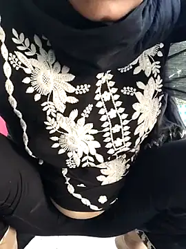 Hot-rubina online show from April 13, 3:56 am