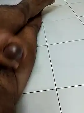 Snapshot of cenyon124 chatting on January 28, 9:08 am cenyon124 online show from January 28, 9:08 am