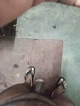 Snapshot of cenyon124 chatting on October 20, 4:07 pm cenyon124 online show from October 20, 4:07 pm