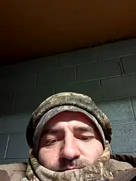 scottyir1585 online show from January 19, 6:28 am