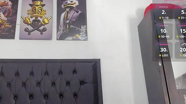 kriixtybrown online show from September 11, 9:37 pm