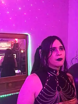 Snapshot of kinkstar5 chatting on April 5, 8:00 am kinkstar5 online show from April 5, 8:00 am