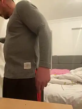 Karadeniz6153 online show from April 23, 10:34 pm