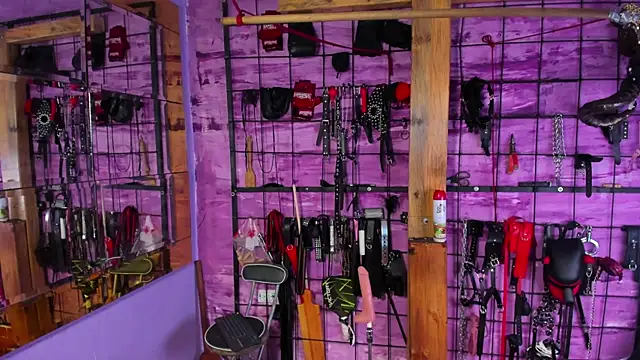 alexia aitanaa  online show from October 30, 2:13 am