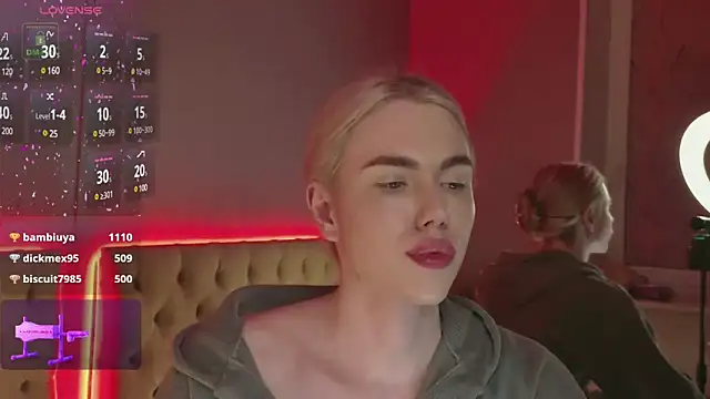 DanielPaige  online show from February 14, 7:33 pm