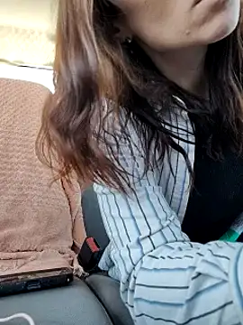 Genevieve143 online show from March 19, 7:27 pm