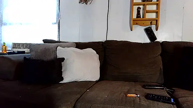 Genevieve143 online show from November 18, 10:25 pm