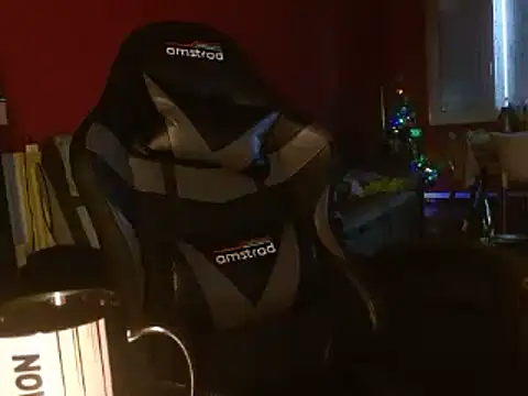 cruellaculdenfer67 online show from December 20, 1:54 pm