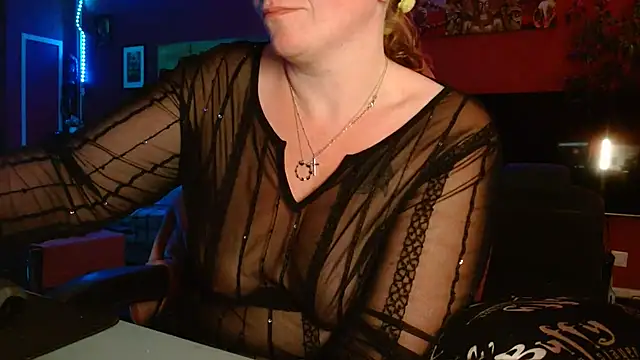 cruellaculdenfer67 online show from April 21, 8:44 pm