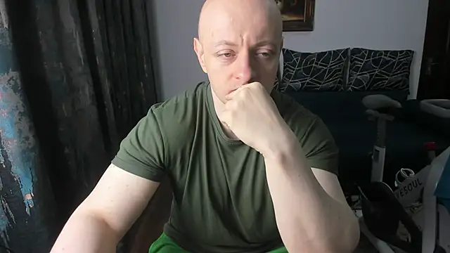 xxxWildxThoughtsxxx online show from February 18, 10:47 pm