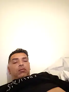 Snapshot of Jsfb1985 chatting on March 28, 9:20 am Jsfb1985 online show from March 28, 9:20 am