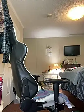 velvetta  online show from March 16, 6:12 pm