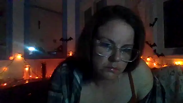 velvetta  online show from October 29, 4:15 am