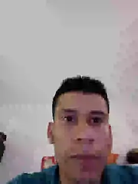 Snapshot of josehot151515 chatting on December 23, 11:17 pm josehot151515 online show from December 23, 11:17 pm