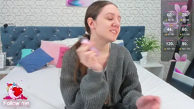 Snapshot of Kvetachka chatting on December 27, 1:43 am Kvetachka online show from December 27, 1:43 am