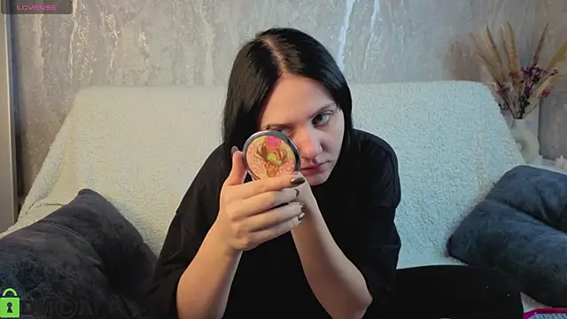 Snapshot of Kvetachka chatting on October 8, 1:14 am Kvetachka online show from October 8, 1:14 am