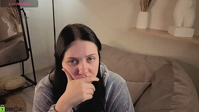 Snapshot of Kvetachka chatting on November 25, 1:49 am Kvetachka online show from November 25, 1:49 am