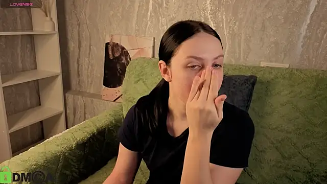 Snapshot of Kvetachka chatting on November 30, 1:42 am Kvetachka online show from November 30, 1:42 am